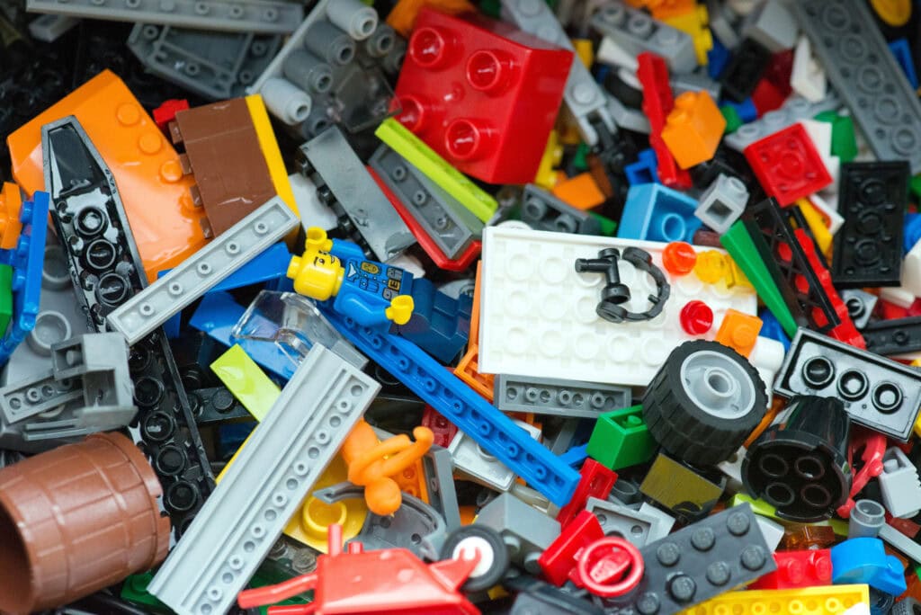 tub of old legos for article best place to sell old legos